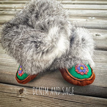 Load image into Gallery viewer, Custom Adult Beaded Moccasins