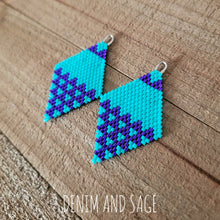 Load image into Gallery viewer, Violet and turquoise earrings. Indigenous handmade.
