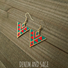 Load image into Gallery viewer, Green snd red triangle beaded earrings. Indigenous handmade.
