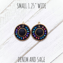Load image into Gallery viewer, Summer ombre black earrings. Indigenous handmade.
