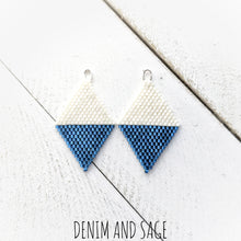 Load image into Gallery viewer, Ivory and frosted blue earrings. Indigenous handmade.
