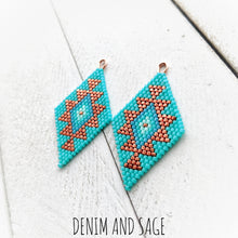 Load image into Gallery viewer, Turquoise ombre and copper beaded earrings. Indigenous handmade.
