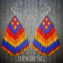 Load image into Gallery viewer, Fire earrings. Indigenous handmade.
