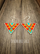 Load image into Gallery viewer, Silver sunrise earrings. Indigenous handmade
