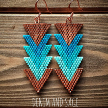 Load image into Gallery viewer, Turquoise and copper arrow beaded earrings. Indigenous handmade.
